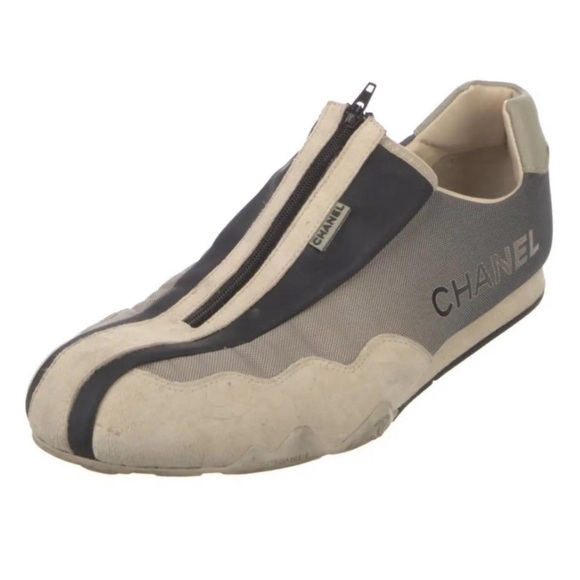 SOLD - Picture 3 of 6